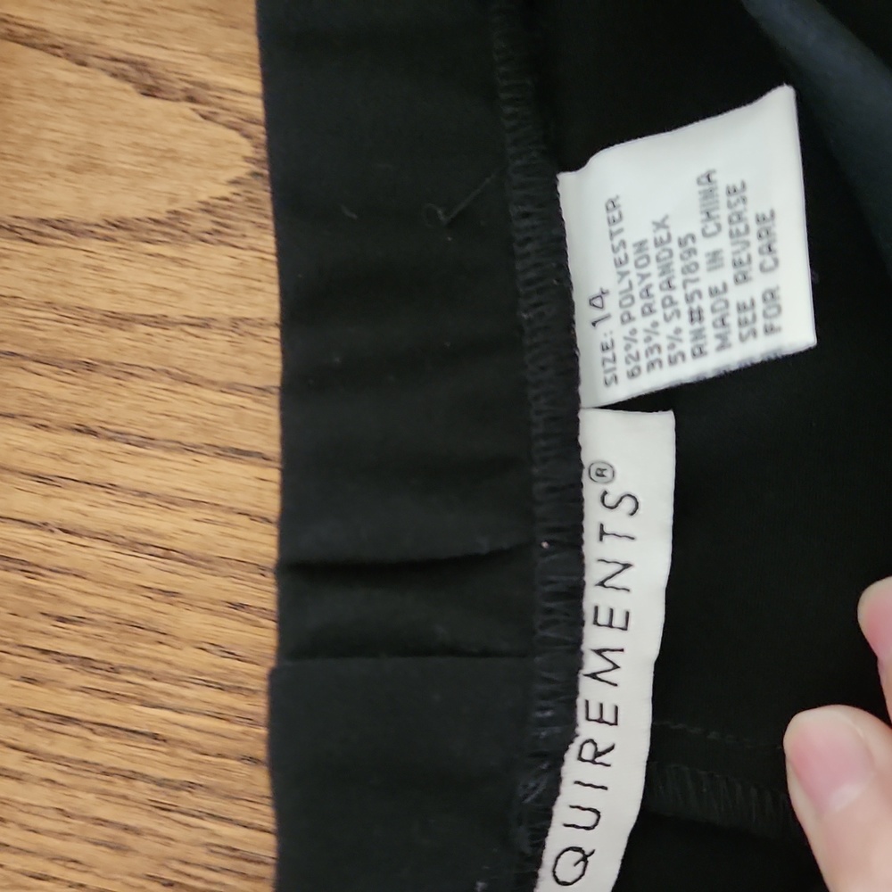 Misses NWT $130.00  Requirements 3-pc Size 14; Jacket, Pants, Skirt all in Black - Picture 16 of 16